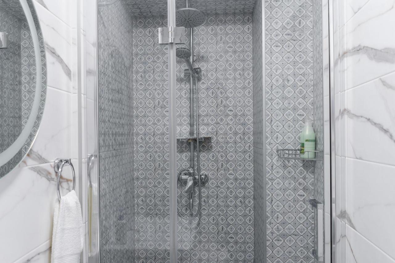 Charming Apartments In The Heart Of Lviv - Valova, Nasypna Str Екстериор снимка