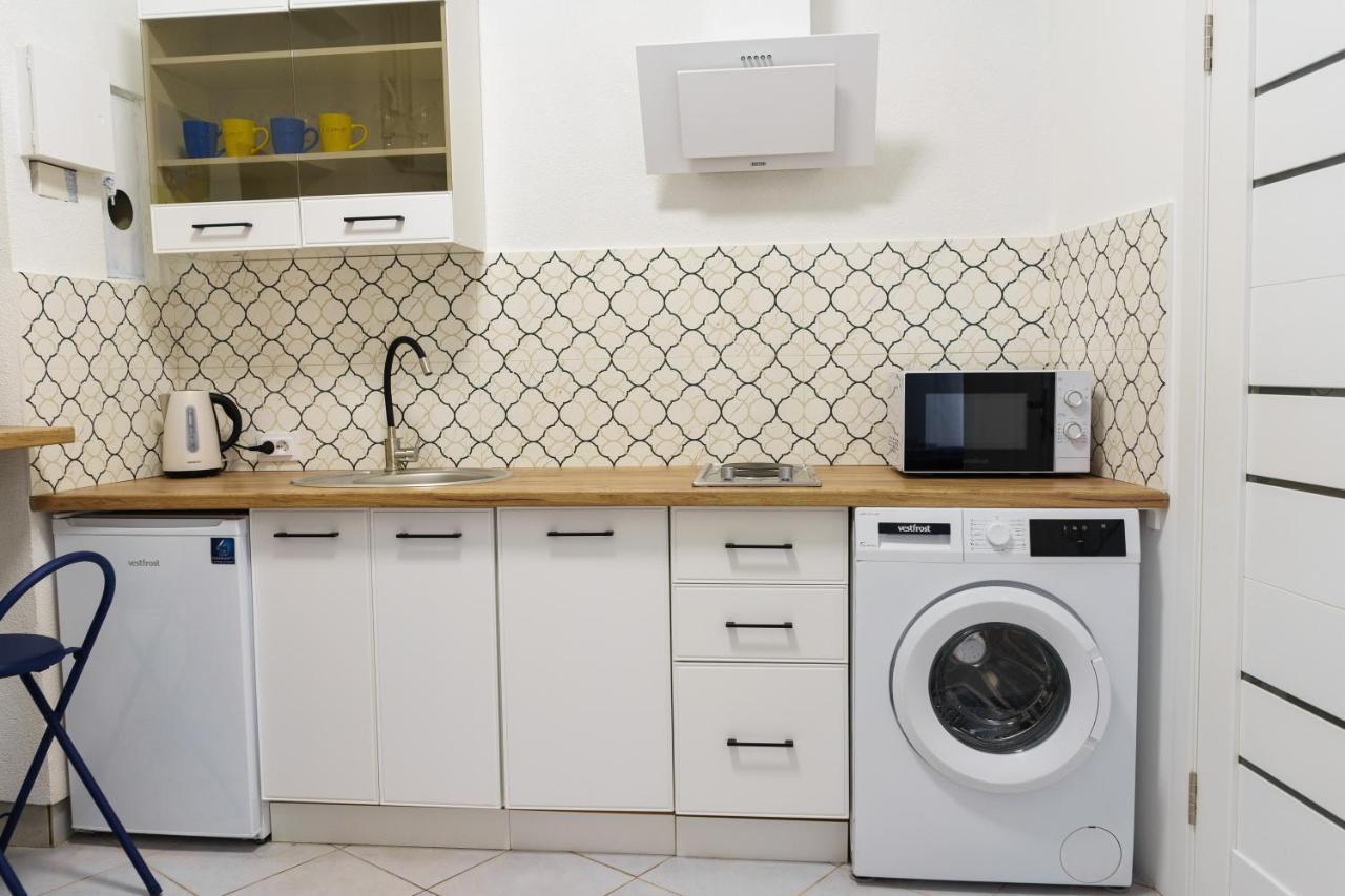 Charming Apartments In The Heart Of Lviv - Valova, Nasypna Str Екстериор снимка
