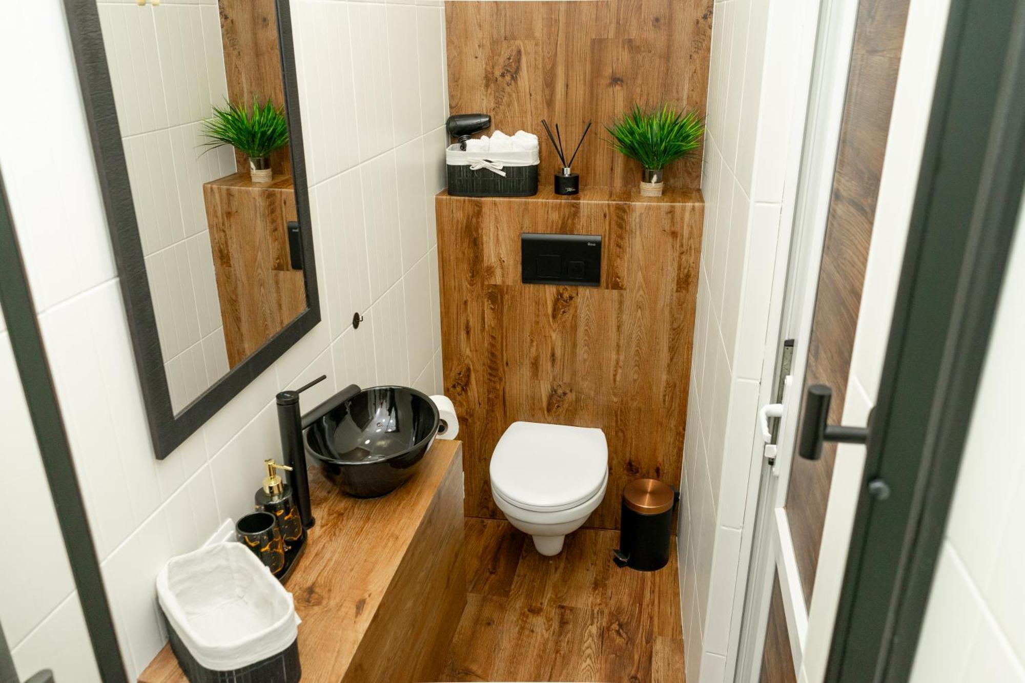 Charming Apartments In The Heart Of Lviv - Valova, Nasypna Str Екстериор снимка