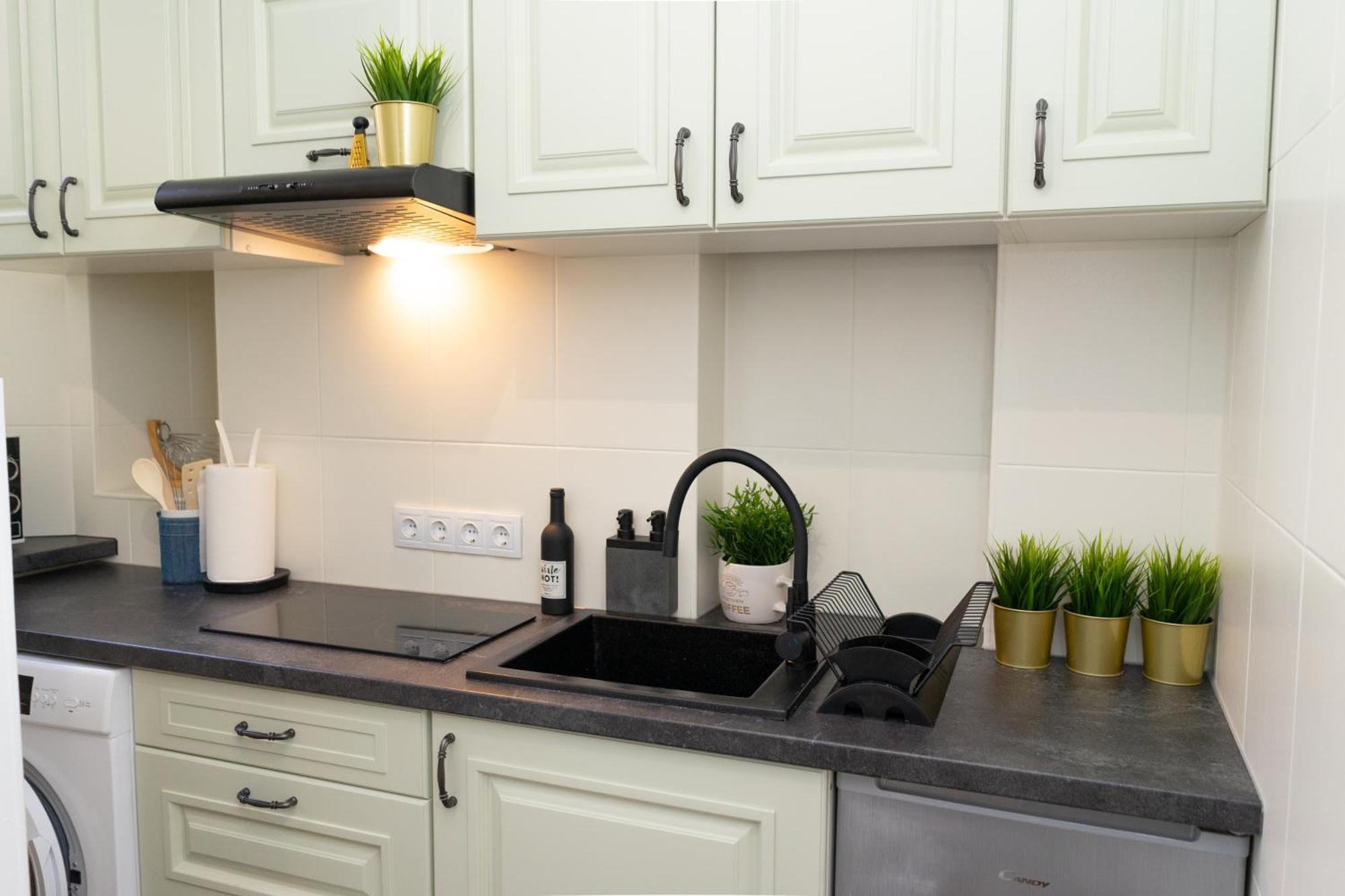 Charming Apartments In The Heart Of Lviv - Valova, Nasypna Str Екстериор снимка