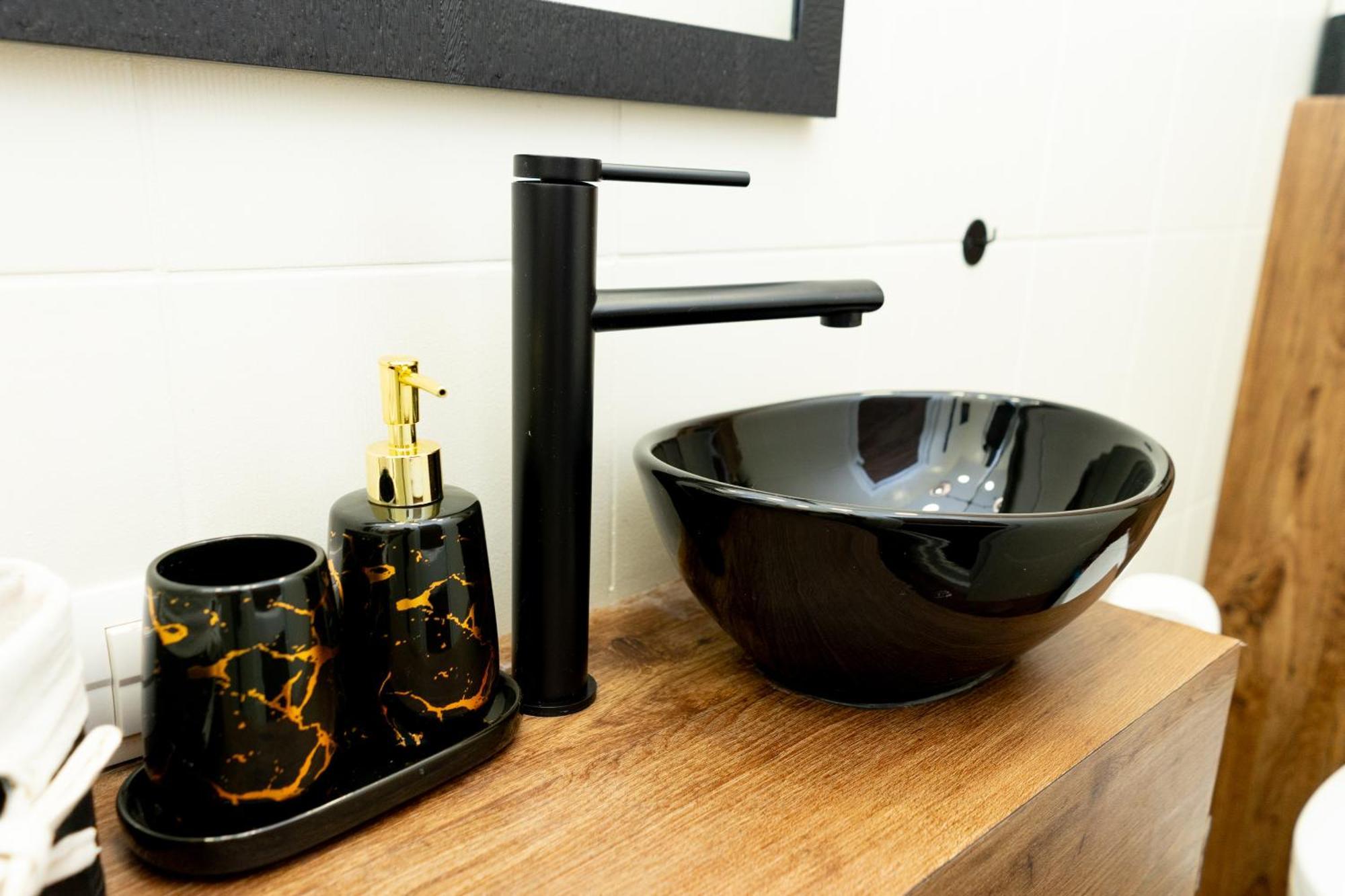 Charming Apartments In The Heart Of Lviv - Valova, Nasypna Str Екстериор снимка