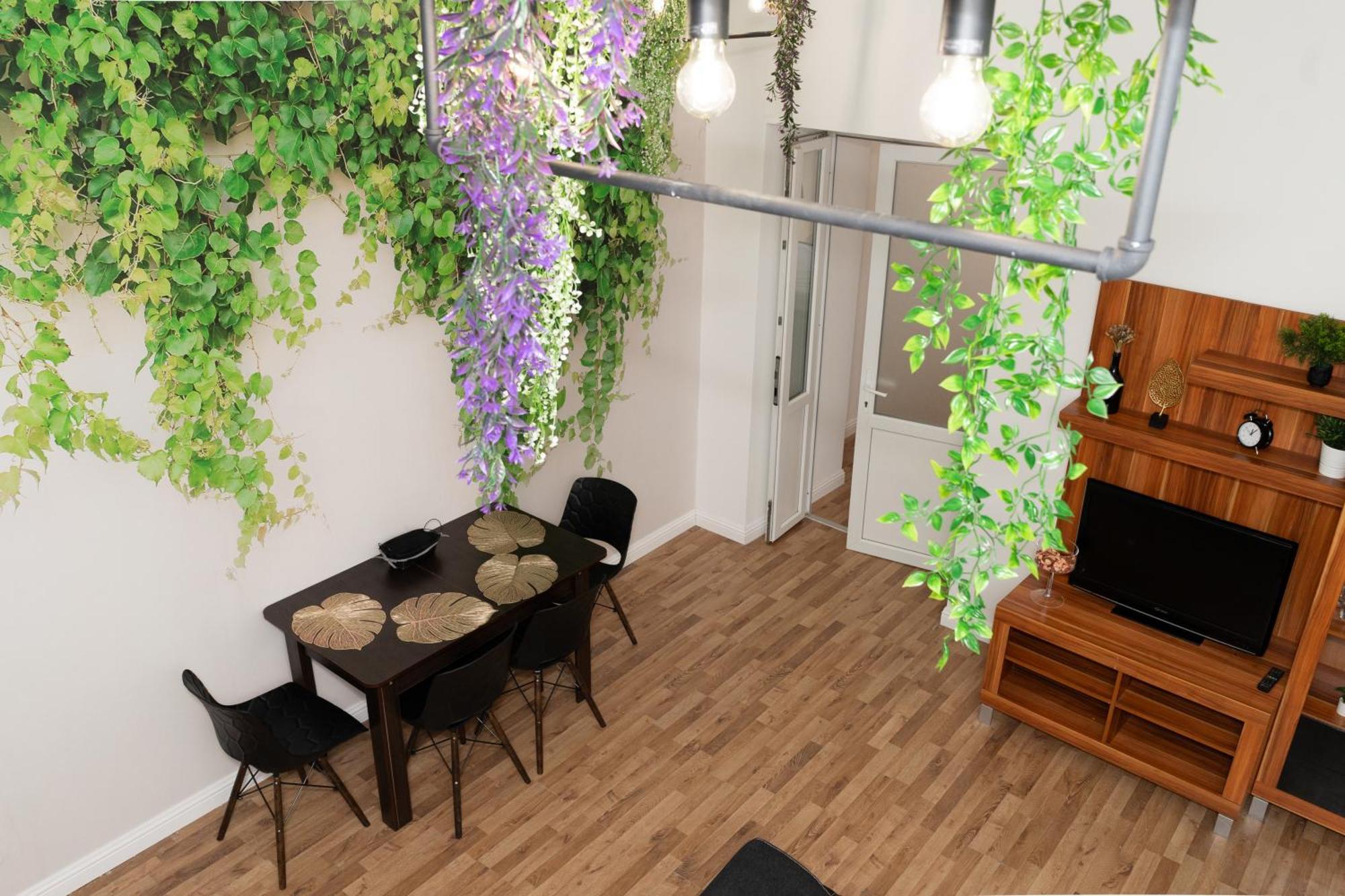 Charming Apartments In The Heart Of Lviv - Valova, Nasypna Str Екстериор снимка